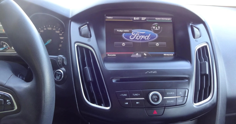 Ford Focus cena 45999 przebieg: 203290, rok produkcji 2016 z Starogard Gdański małe 352